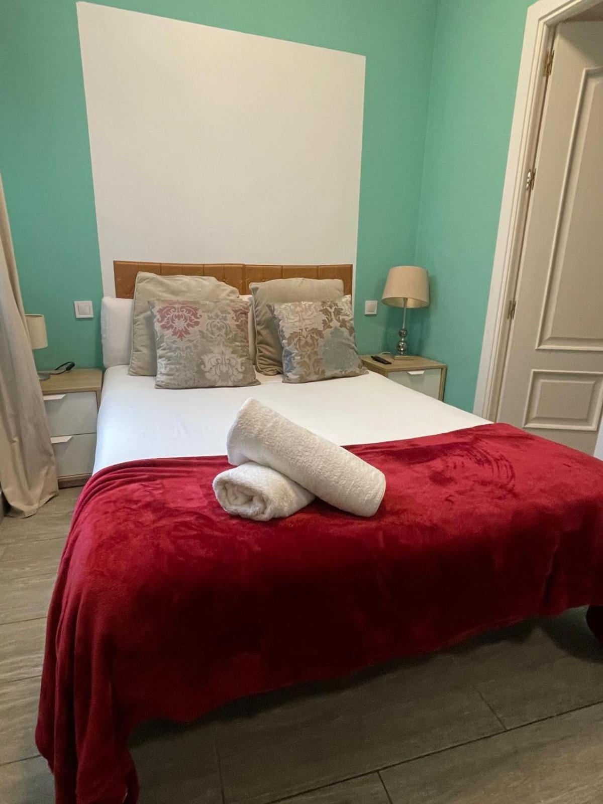 Apartment In The Center Of Madrid Ngoại thất bức ảnh